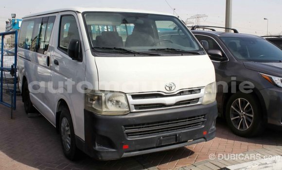 Acheter Import Voiture Toyota Hiace Blanc à Import - Dubai, Adrar Acheter Import Voiture Toyota Hiace Blanc à Import - Dubai, Adrar