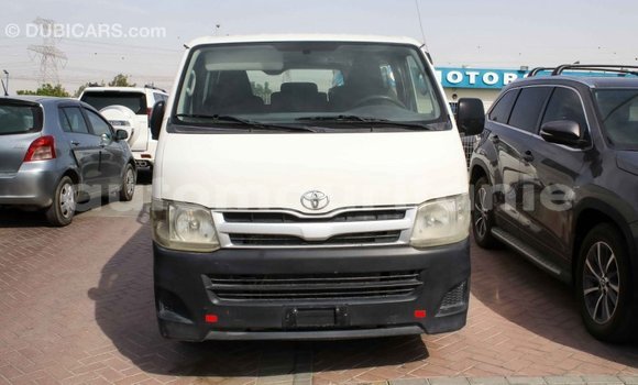 Acheter Import Voiture Toyota Hiace Blanc à Import - Dubai, Adrar Acheter Import Voiture Toyota Hiace Blanc à Import - Dubai, Adrar