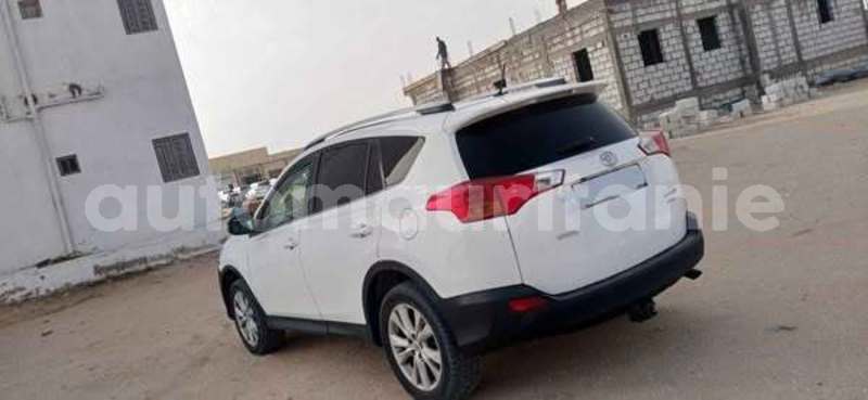 Big with watermark toyota rav4 hodh ech chargui adel bagrou 4868