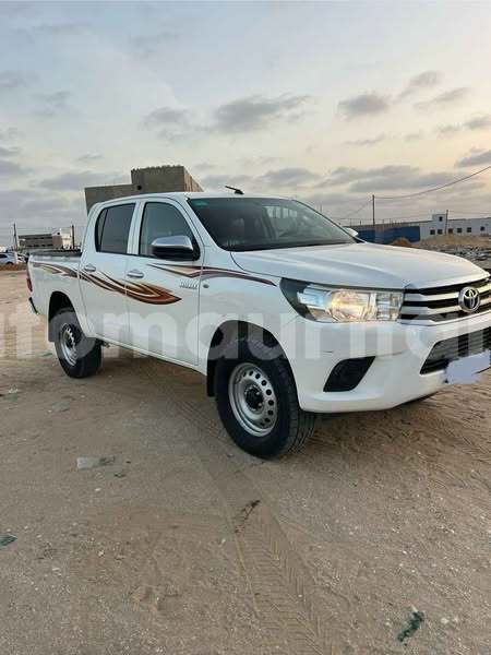 Big with watermark toyota hilux inchiri akjoujt 4874