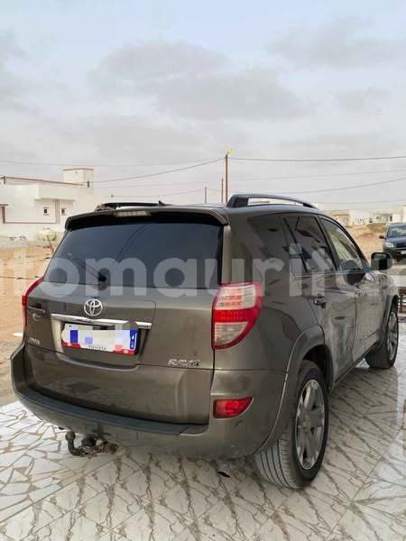 Big with watermark toyota rav4 brakna alaq 4876