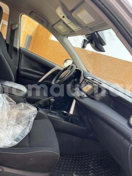 Big with watermark toyota rav4 brakna alaq 4880