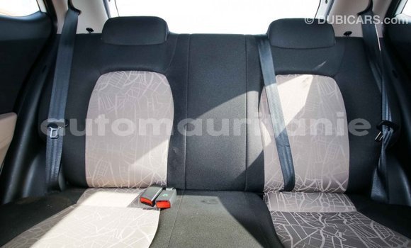 Acheter Import Voiture Hyundai i10 Blanc à Import - Dubai, Adrar Acheter Import Voiture Hyundai i10 Blanc à Import - Dubai, Adrar