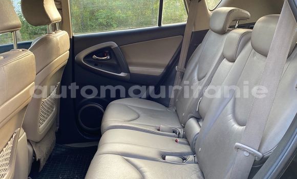 Acheter Occasion Voiture Toyota RAV4 Noir à Nouakchott, Nouakchott Ouest Acheter Occasion Voiture Toyota RAV4 Noir à Nouakchott, Nouakchott Ouest