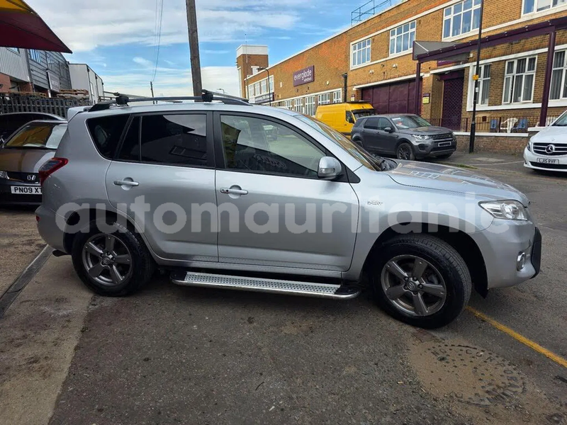 Big with watermark toyota rav4 nouakchott ouest nouakchott 4952