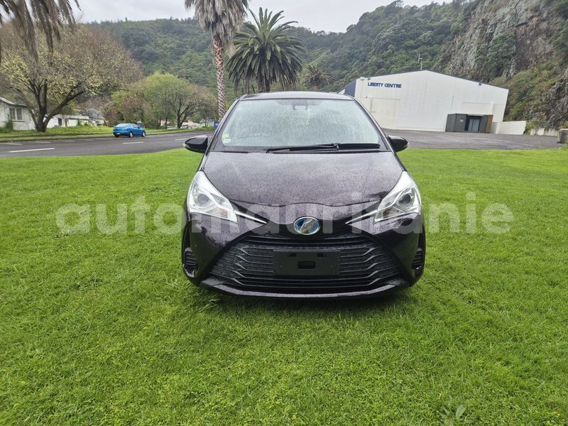 Big with watermark toyota vitz nouakchott ouest nouakchott 4954