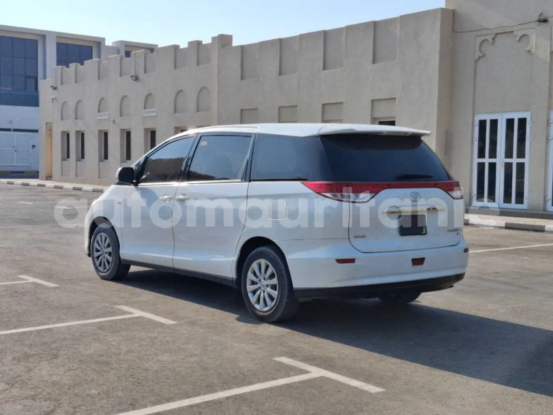Big with watermark toyota previa nouakchott ouest nouakchott 4960
