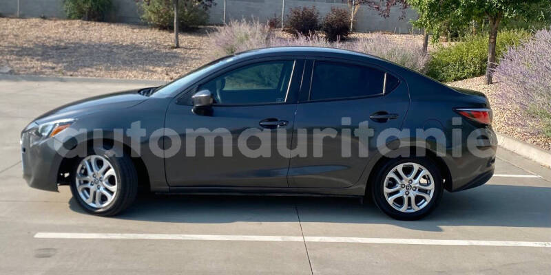 Big with watermark toyota yaris nouakchott ouest nouakchott 4962