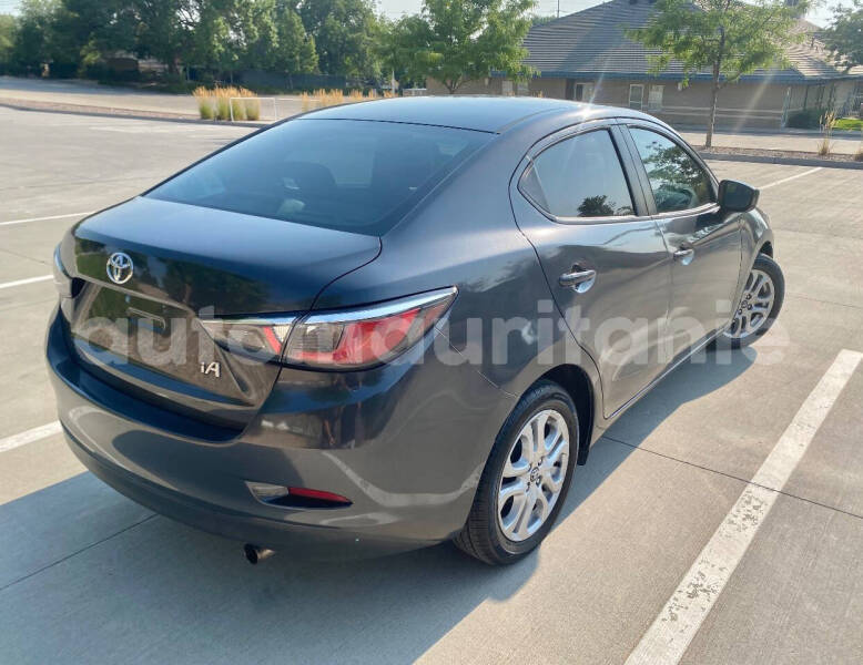 Big with watermark toyota yaris nouakchott ouest nouakchott 4962