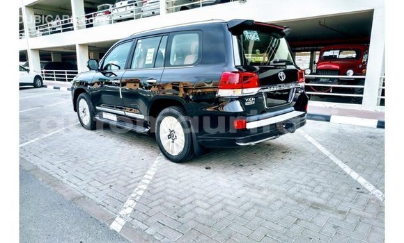Buy Import Toyota Land Cruiser Black Car in Import - Dubai in Adrar Buy Import Toyota Land Cruiser Black Car in Import - Dubai in Adrar