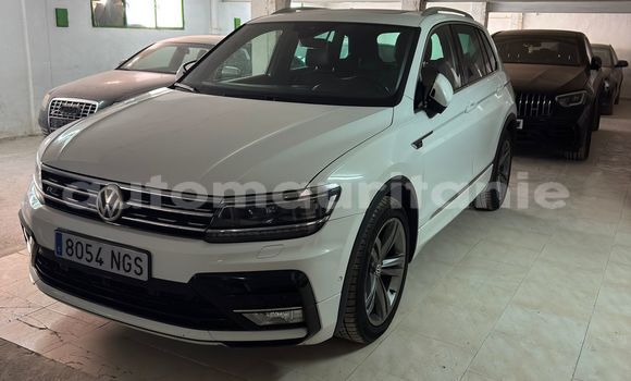 Acheter Occasion Voiture Volkswagen Tiguan Blanc à Nouakchott, Nouakchott Ouest Acheter Occasion Voiture Volkswagen Tiguan Blanc à Nouakchott, Nouakchott Ouest