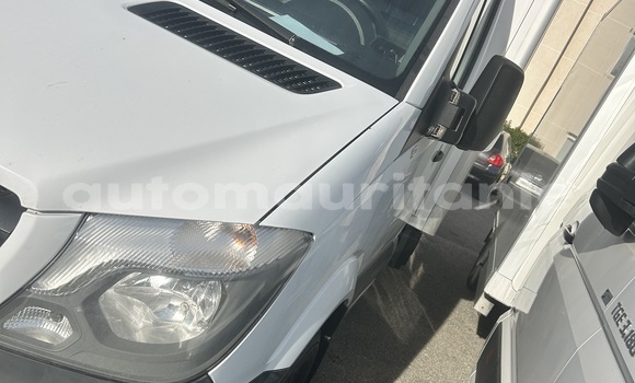 Acheter Occasion Utilitaire Mercedes‒Benz Sprinter Blanc à Nouakchott, Nouakchott Ouest Acheter Occasion Utilitaire Mercedes‒Benz Sprinter Blanc à Nouakchott, Nouakchott Ouest