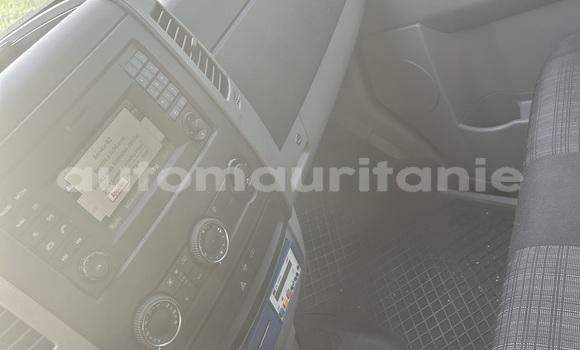 Acheter Occasion Utilitaire Mercedes‒Benz Sprinter Blanc à Nouakchott, Nouakchott Ouest Acheter Occasion Utilitaire Mercedes‒Benz Sprinter Blanc à Nouakchott, Nouakchott Ouest