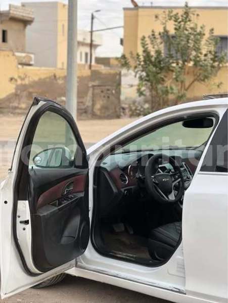 Big with watermark chevrolet cruze inchiri akjoujt 4994