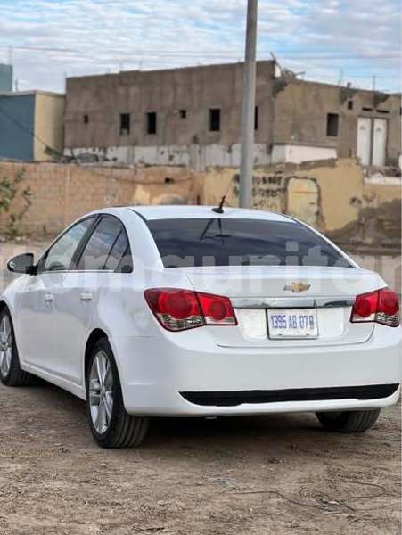 Big with watermark chevrolet cruze inchiri akjoujt 4994