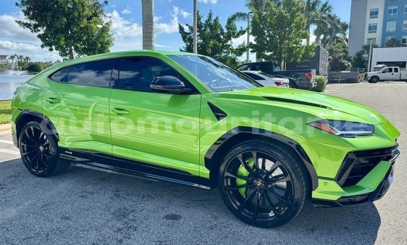 Acheter Occasion Voiture Lamborghini Urus Vert à Akjoujt, Inchiri