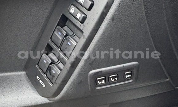 Acheter Occasion Voiture Toyota Land Cruiser Prado Blanc à Nouakchott, Nouakchott Ouest Acheter Occasion Voiture Toyota Land Cruiser Prado Blanc à Nouakchott, Nouakchott Ouest