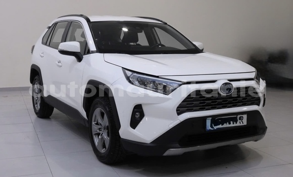 Acheter Occasion Voiture Toyota RAV4 Blanc à Nouakchott, Nouakchott Ouest Acheter Occasion Voiture Toyota RAV4 Blanc à Nouakchott, Nouakchott Ouest