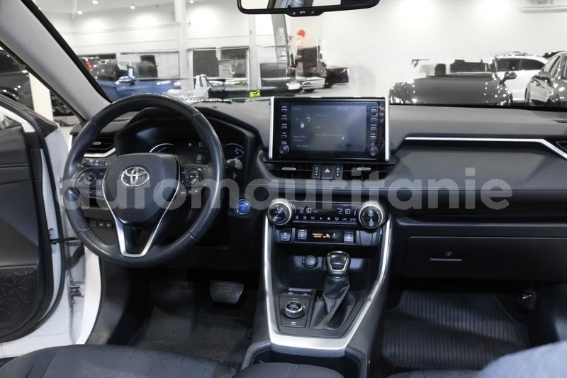 Big with watermark toyota rav4 nouakchott ouest nouakchott 5033
