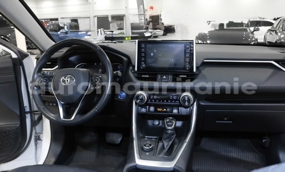 Acheter Occasion Voiture Toyota RAV4 Blanc à Nouakchott, Nouakchott Ouest Acheter Occasion Voiture Toyota RAV4 Blanc à Nouakchott, Nouakchott Ouest