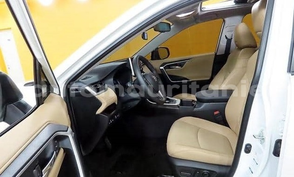 Buy Used Toyota RAV4 White Car in Nouakchott in West Nouakchott Buy Used Toyota RAV4 White Car in Nouakchott in West Nouakchott