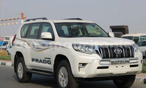 Buy Used Toyota Land Cruiser Prado White Car in Arafat in Wilaya of Trarza Buy Used Toyota Land Cruiser Prado White Car in Arafat in Wilaya of Trarza