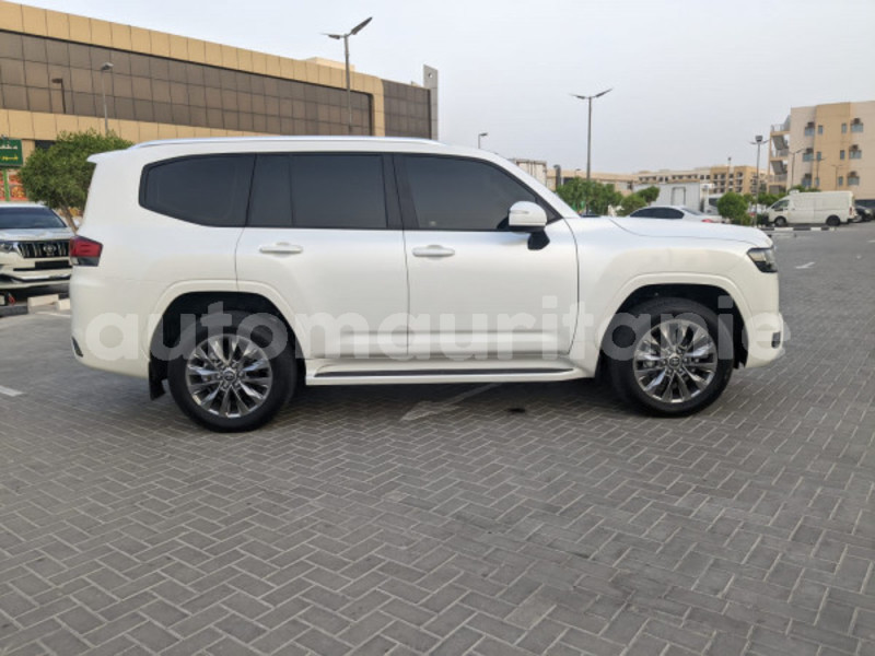 Big with watermark toyota land cruiser wilaya du trarza arafat 5047