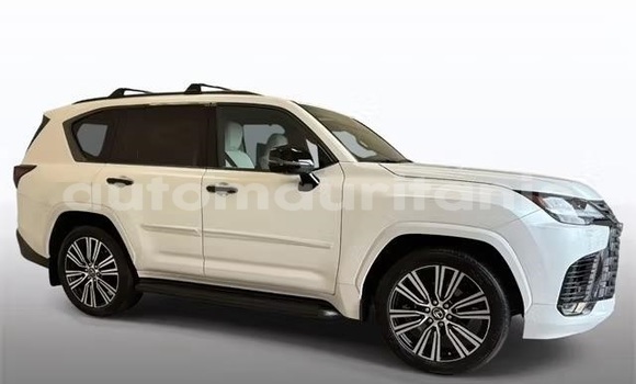 Buy Used Lexus LX White Car in Arafat in Wilaya of Trarza Buy Used Lexus LX White Car in Arafat in Wilaya of Trarza