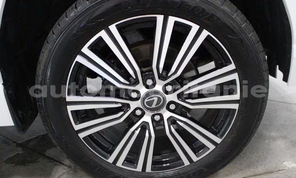 Buy Used Lexus LX White Car in Bareina in Tagant Buy Used Lexus LX White Car in Bareina in Tagant