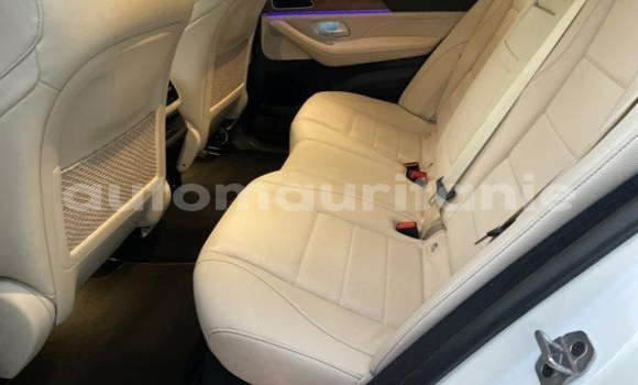 Acheter Occasion Voiture Mercedes-Benz GLE Blanc à Arafat, Wilaya du Trarza Acheter Occasion Voiture Mercedes-Benz GLE Blanc à Arafat, Wilaya du Trarza