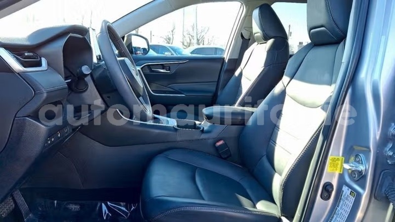 Big with watermark toyota rav4 wilaya du trarza arafat 5062