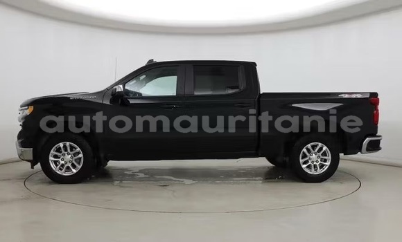 Acheter Occasion Voiture Chevrolet Silverado Noir à Arafat, Wilaya du Trarza Acheter Occasion Voiture Chevrolet Silverado Noir à Arafat, Wilaya du Trarza