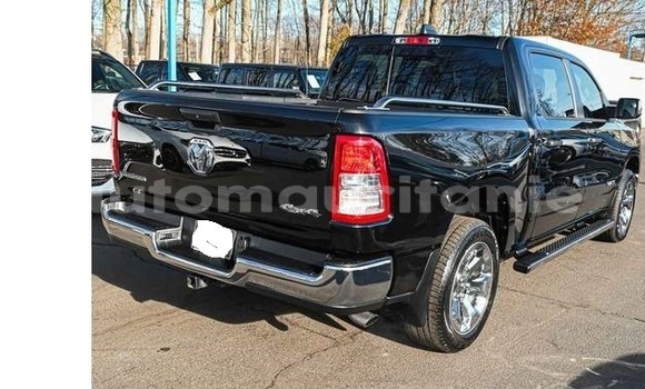Acheter Occasion Voiture Dodge RAM Noir à Arafat, Wilaya du Trarza Acheter Occasion Voiture Dodge RAM Noir à Arafat, Wilaya du Trarza