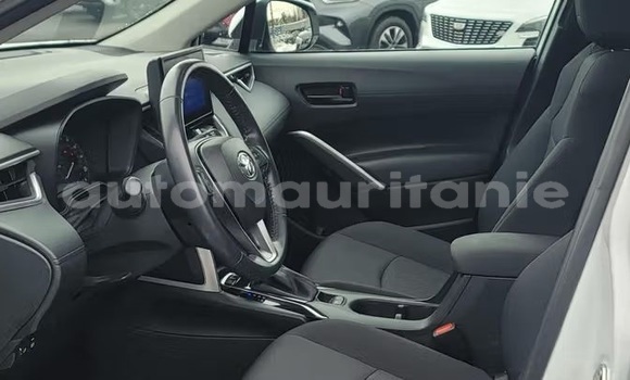 Acheter Occasion Voiture Toyota Corolla Cross Blanc à Arafat, Wilaya du Trarza Acheter Occasion Voiture Toyota Corolla Cross Blanc à Arafat, Wilaya du Trarza