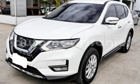 Acheter Occasion Voiture Nissan X–Trail Blanc à Arafat, Wilaya du Trarza
