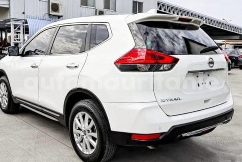 Big with watermark nissan x trail wilaya du trarza arafat 5089