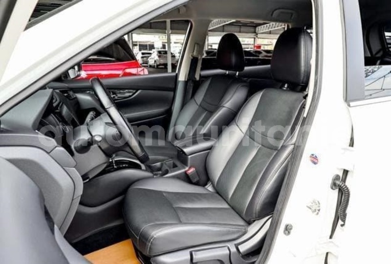 Big with watermark nissan x trail wilaya du trarza arafat 5089