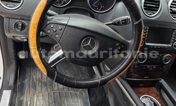 Acheter Occasion Voiture Mercedes-Benz ML–Class Blanc à Nawakshut, Nawakshut