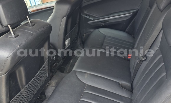 Acheter Occasion Voiture Mercedes-Benz ML–Class Blanc à Nawakshut, Nawakshut Acheter Occasion Voiture Mercedes-Benz ML–Class Blanc à Nawakshut, Nawakshut