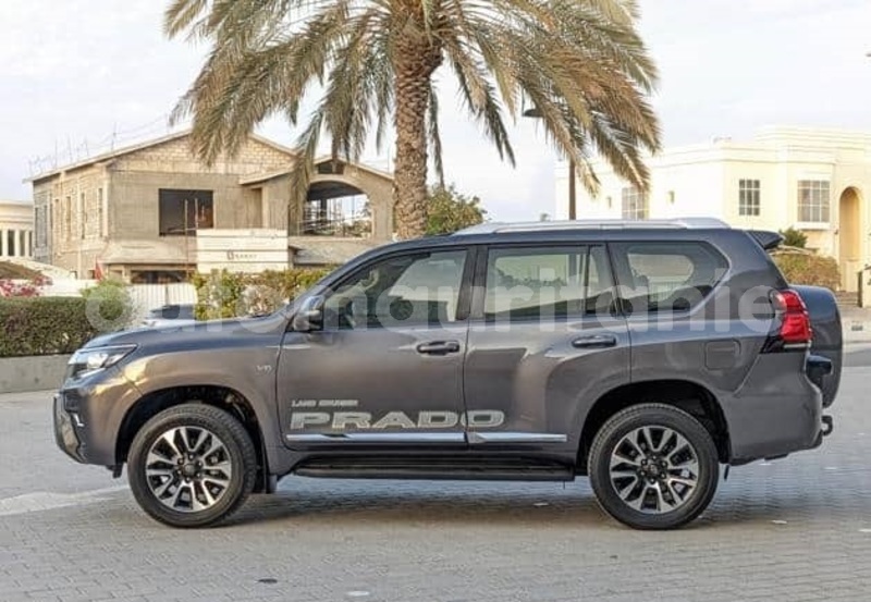 Big with watermark toyota land cruiser prado wilaya du trarza arafat 5092