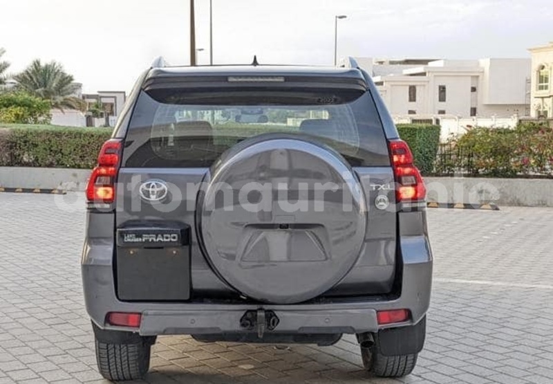 Big with watermark toyota land cruiser prado wilaya du trarza arafat 5092