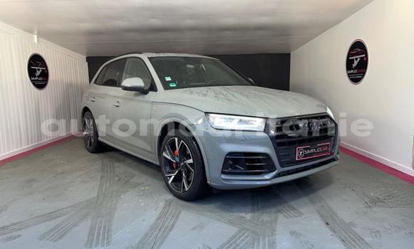 Acheter Import Voiture Audi Q5 Gris à Import - Dubai, Adrar Acheter Import Voiture Audi Q5 Gris à Import - Dubai, Adrar