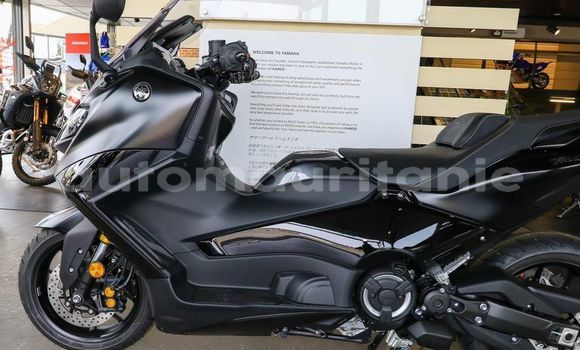 Acheter Neuf Moto Yamaha TMAX Noir à Boû Gâdoûm, Hodh ech Chargui Acheter Neuf Moto Yamaha TMAX Noir à Boû Gâdoûm, Hodh ech Chargui