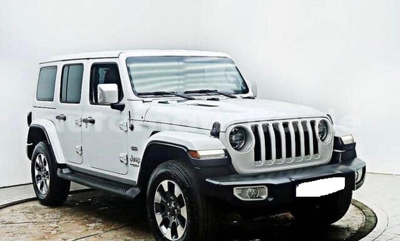 Acheter Occasion Voiture Jeep Wrangler Blanc à Arafat, Wilaya du Trarza