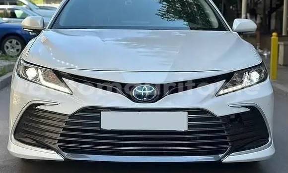 Acheter Occasion Voiture Toyota Camry Blanc à Arafat, Wilaya du Trarza
