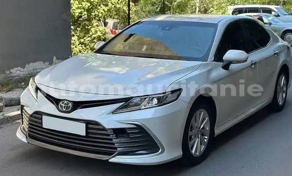 Acheter Occasion Voiture Toyota Camry Blanc à Arafat, Wilaya du Trarza Acheter Occasion Voiture Toyota Camry Blanc à Arafat, Wilaya du Trarza