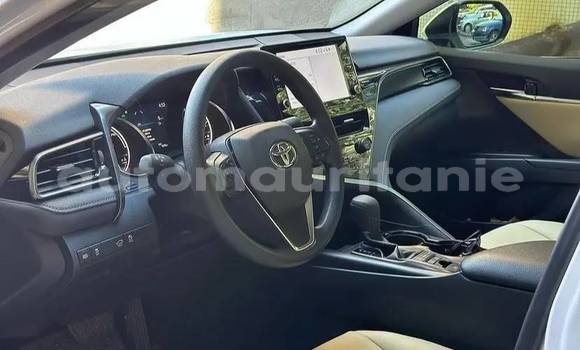 Acheter Occasion Voiture Toyota Camry Blanc à Arafat, Wilaya du Trarza Acheter Occasion Voiture Toyota Camry Blanc à Arafat, Wilaya du Trarza