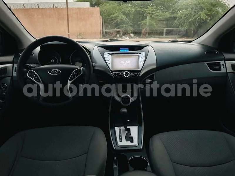 Big with watermark hyundai elantra hodh el gharbi aioun 5137