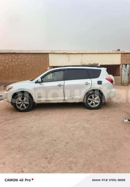 Big with watermark toyota rav4 inchiri akjoujt 5138
