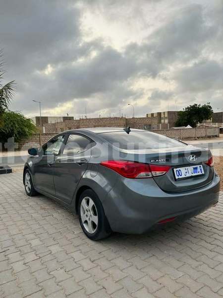 Big with watermark hyundai elantra brakna alaq 5142